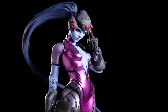 ฟิกเกอร์สไนเปอร์สาวแห่ง Overwatch Widowmaker ส่งตรงจาก Blizzard เลย